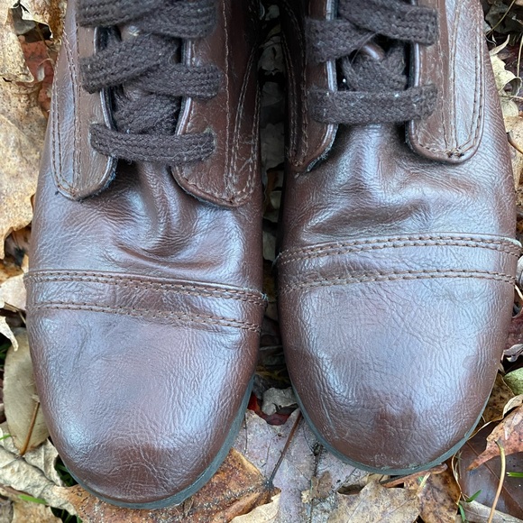 🟢5/$25 Brown boots - Picture 8 of 16